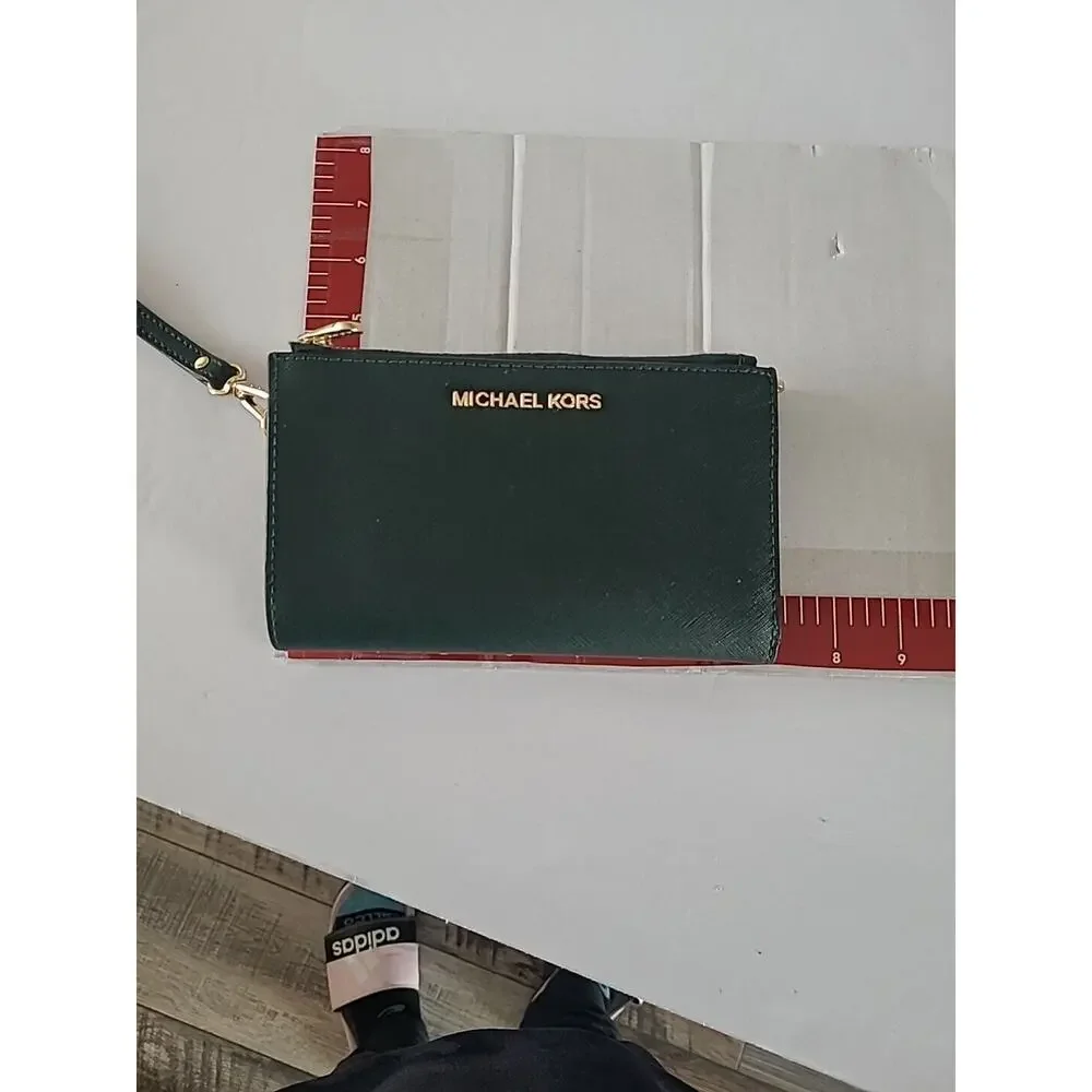 Michael Kors Women's Jet Set Double Zip Wristlet Wallet Green/Gold